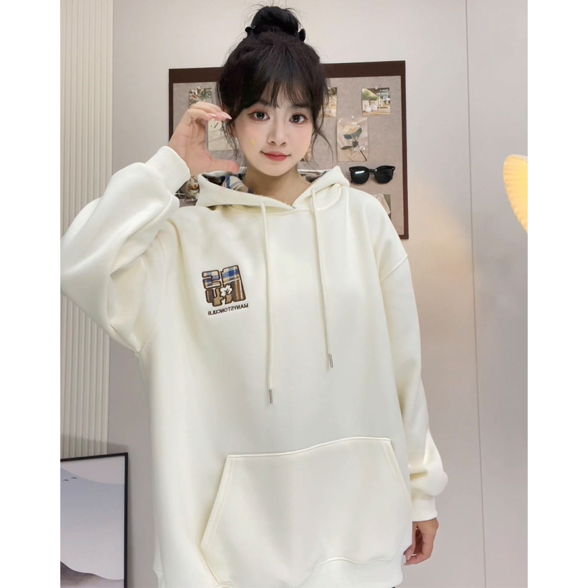 【贴布绣+格纹帽】婴儿绒重工刺绣连帽加绒加厚卫衣女新款宽松外套