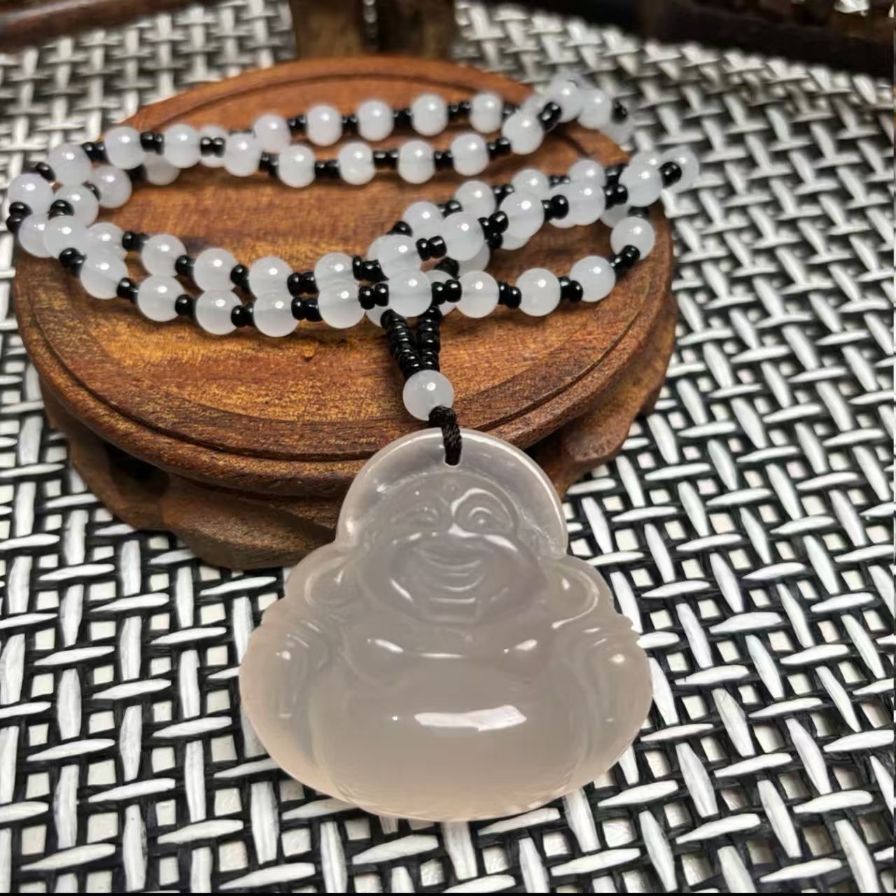 【港奢珠宝】能量佛太阳光可变色精雕弥勒佛臻品吊坠-无礼盒