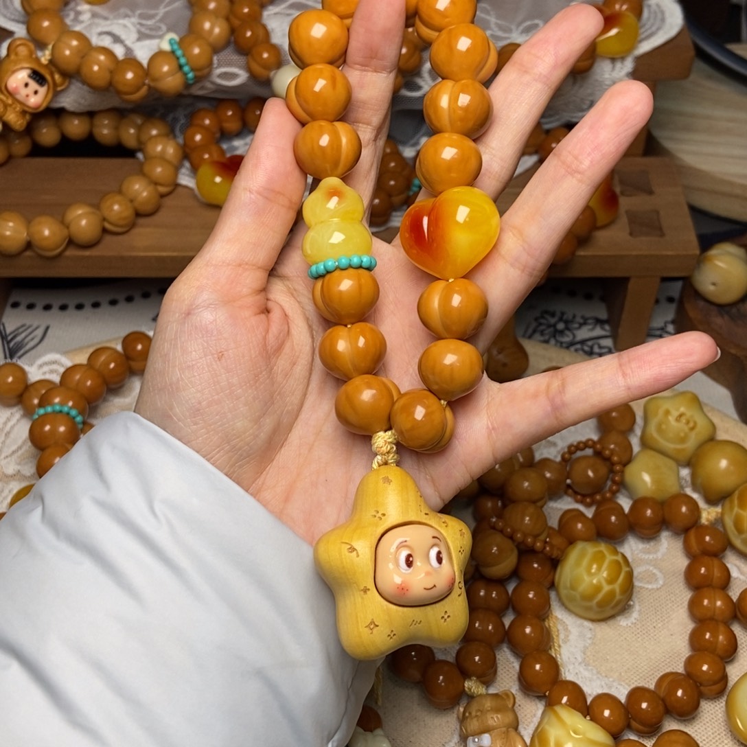 猴头核桃吊坠高定屁桃卡15