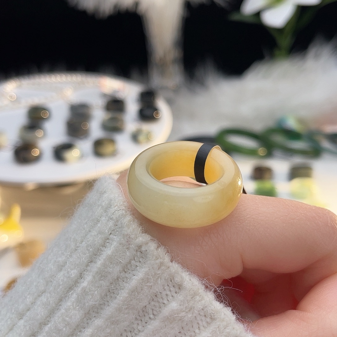 和田玉未镶嵌戒指k35 黄糖甜甜圈16.3