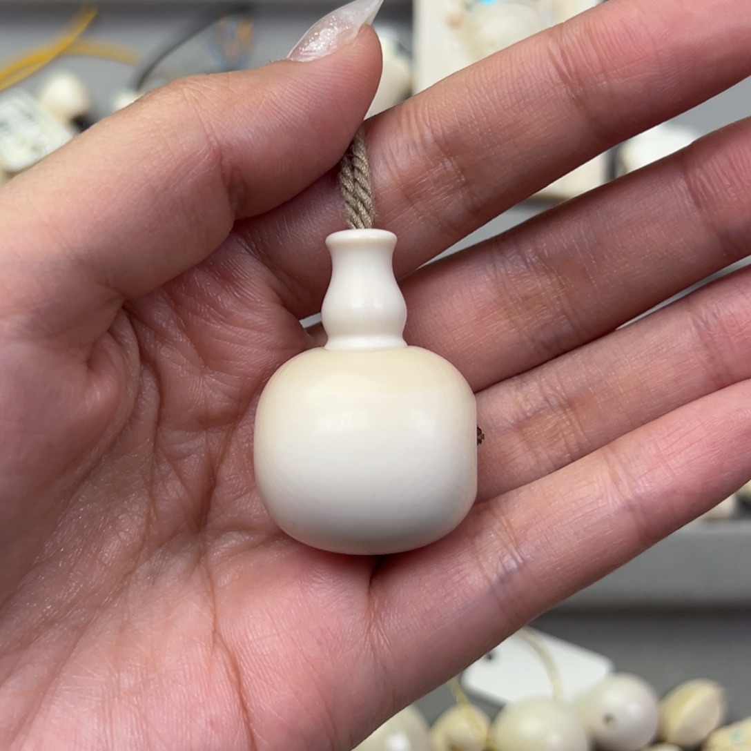 端***天猛犸象牙吊坠25mm藏式三通