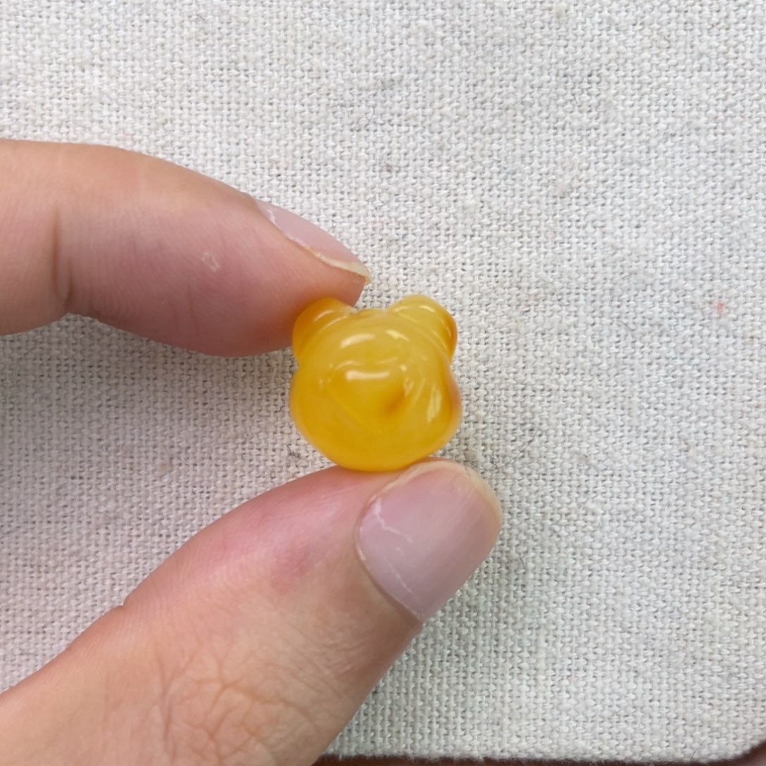琥珀未镶嵌珠宝奇石熊头