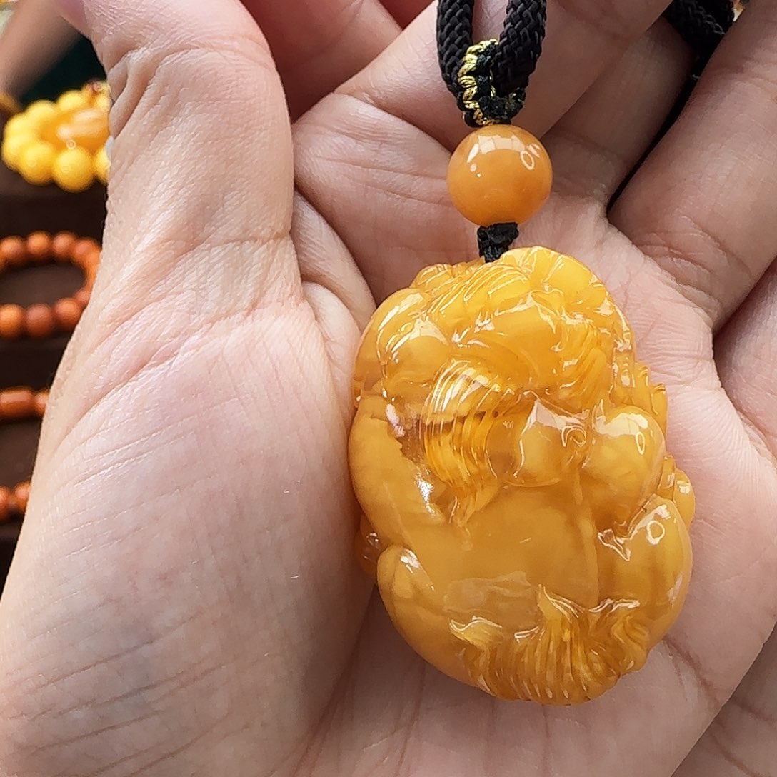 琥珀颈饰未镶嵌吊坠