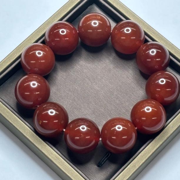 A154 川料冰红红玛瑙手串2.0mm