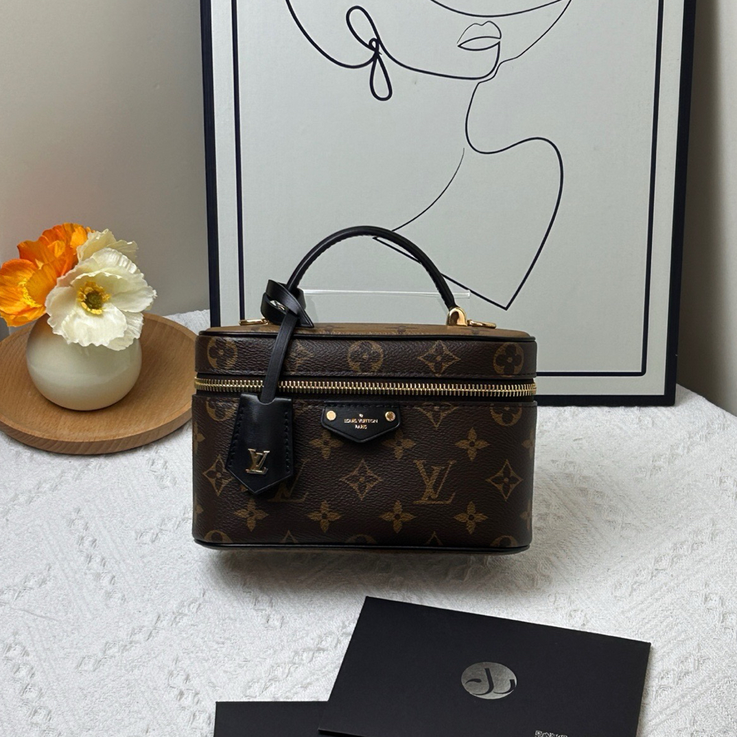 95新 LouisVuitton/路易威登 新款化妆盒 芯片款/JWC319