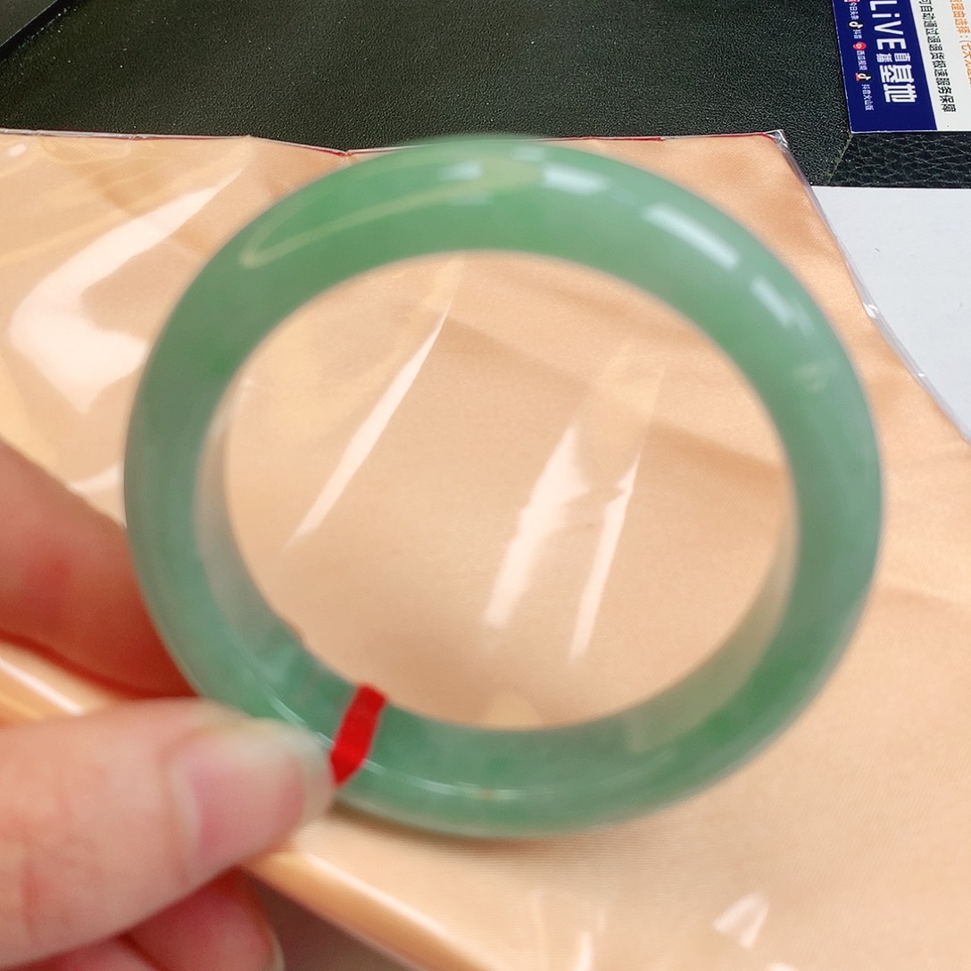 【闪购商品】翡翠手镯未镶嵌缅甸天然a货翡翠