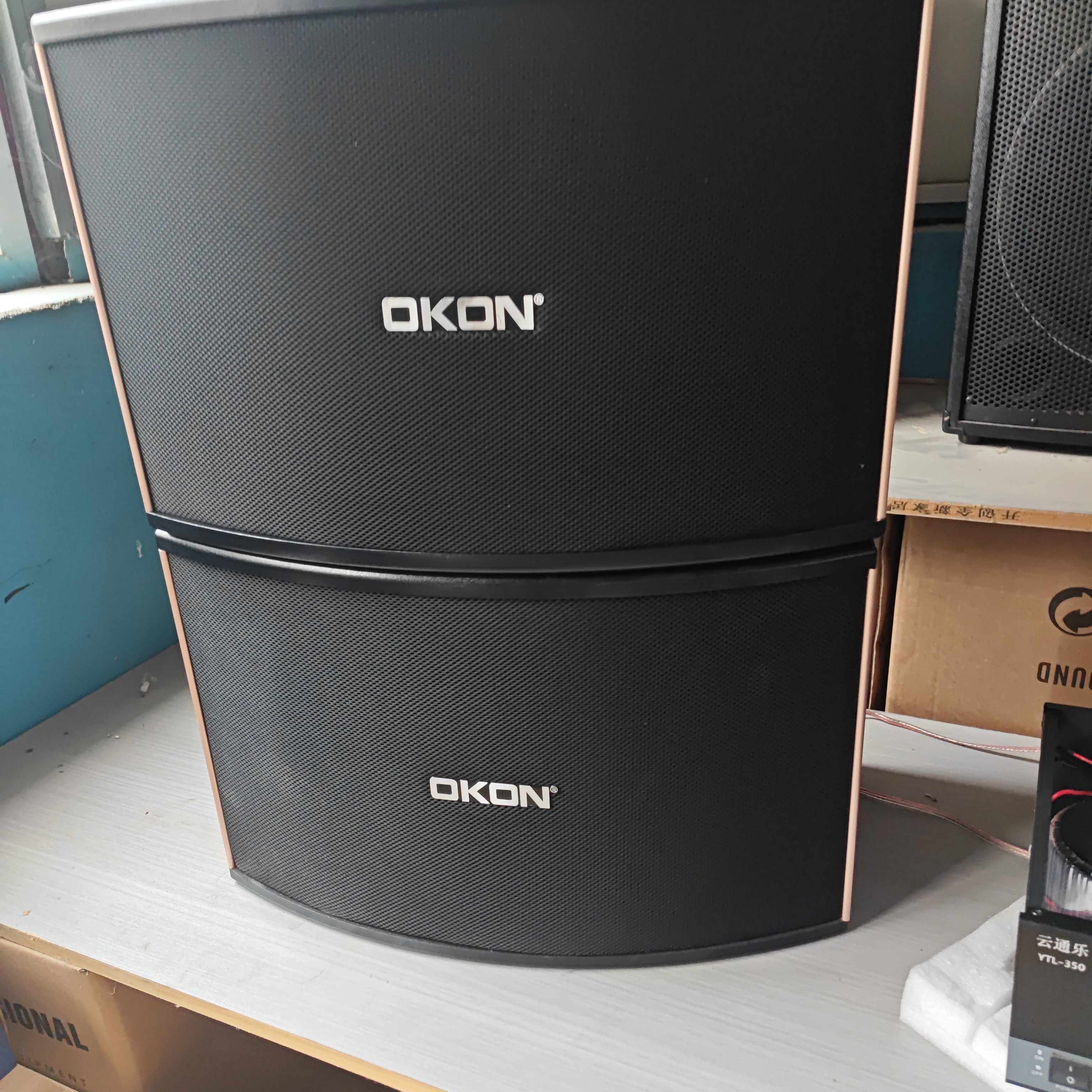 准新品  12寸卡包音箱卡包一对的价格