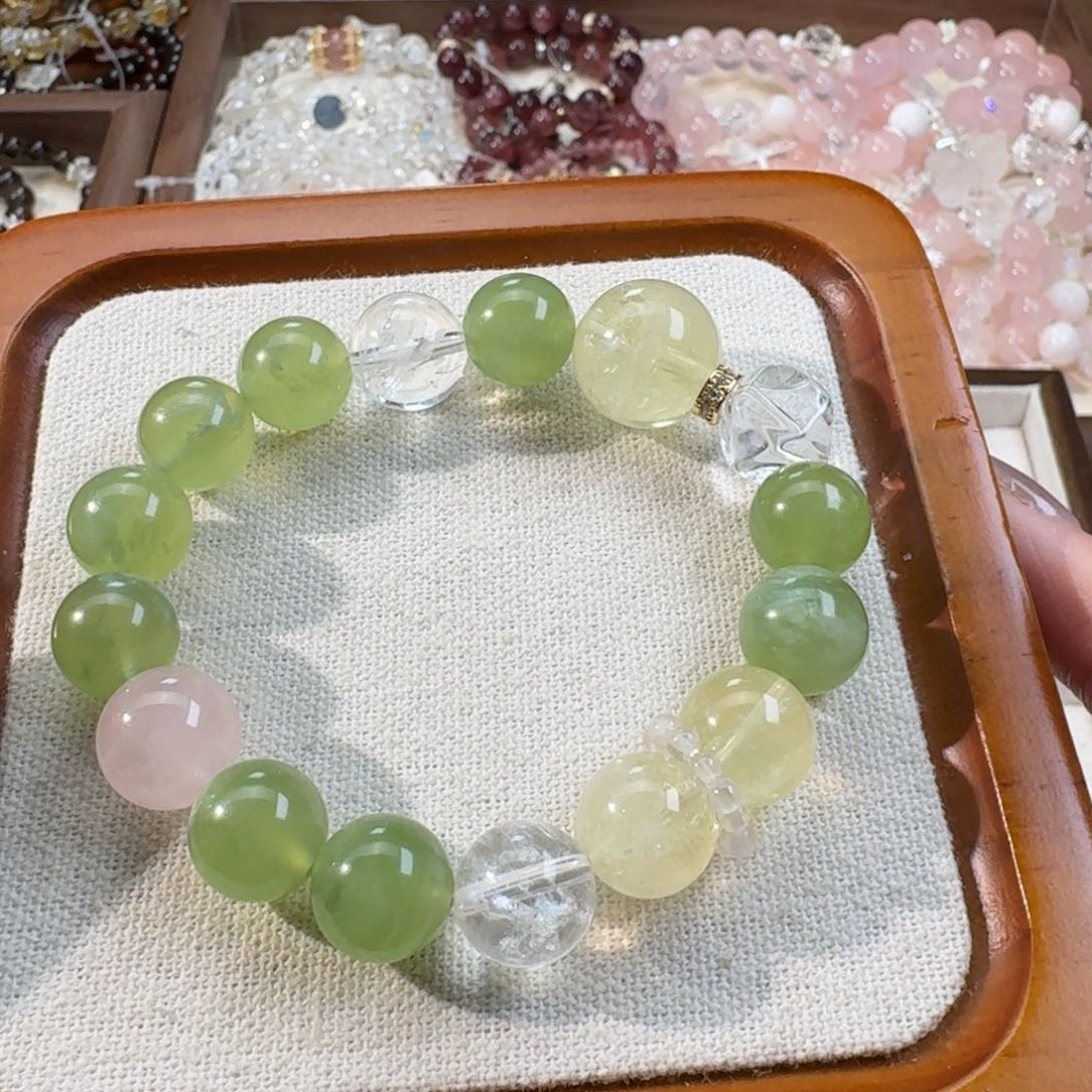 水晶手串未镶嵌袖玉