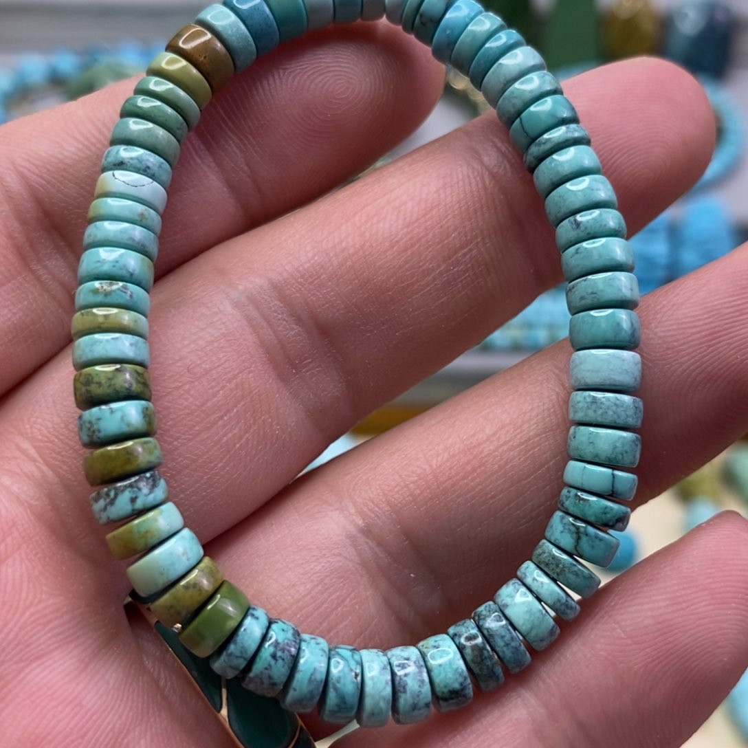 绿松石配饰未镶嵌