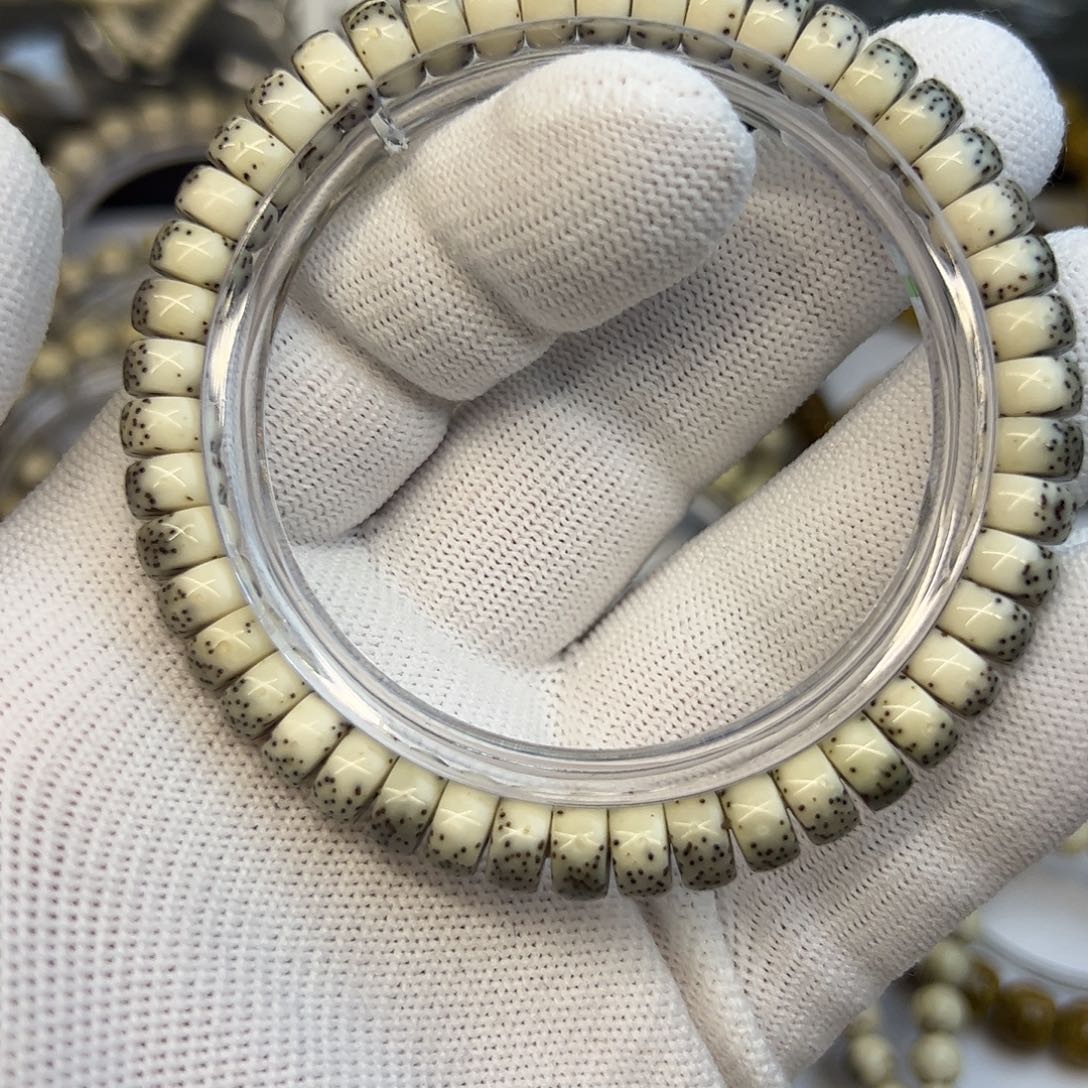 星月菩提手串河豚药片8