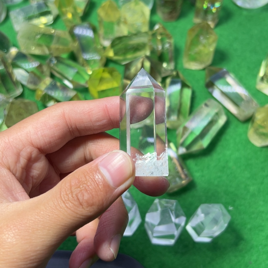 欧***ʸ水晶未镶嵌珠宝半成品