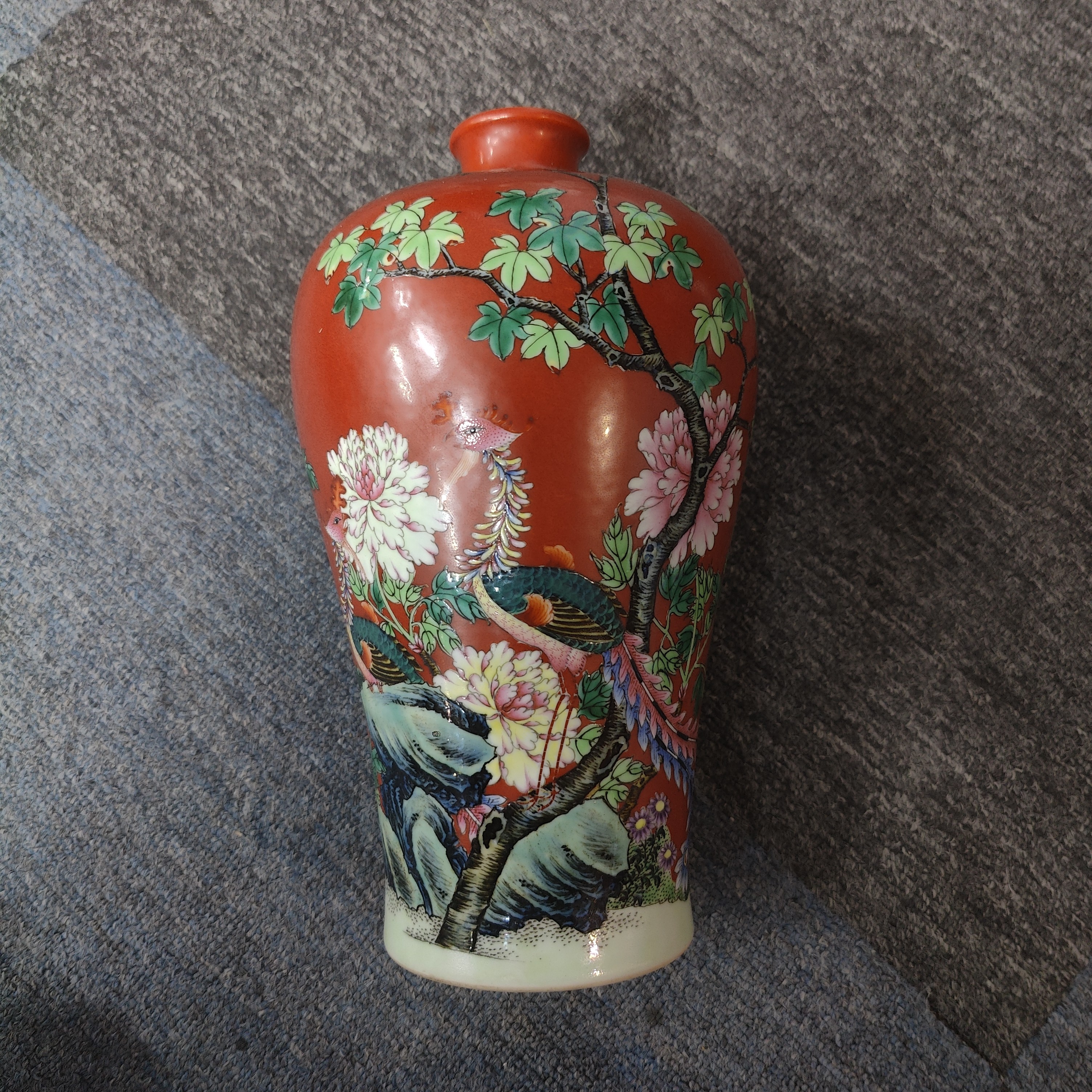 古陶瓷粉彩凤凰牡丹花卉梅瓶