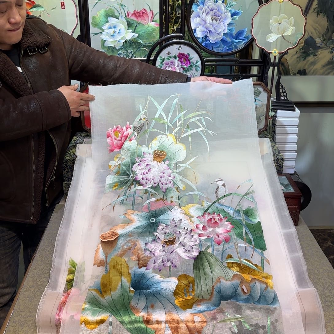 刺绣刺绣工艺精湛