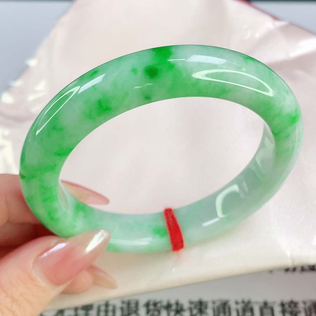 翡翠未镶嵌手镯54.9圈212