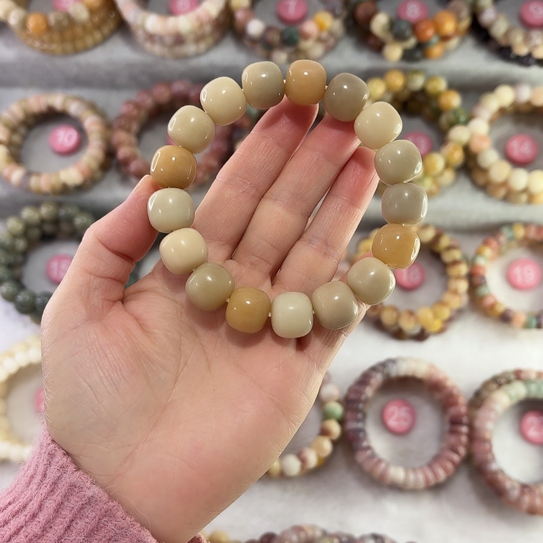 吊坠菩提根/象牙果