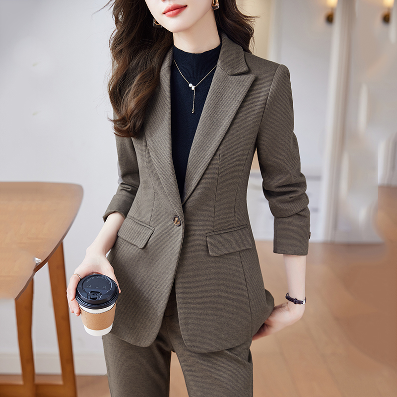 加厚毛呢西装套装女秋冬季2025新款英伦风气质高级感女士西服外套
