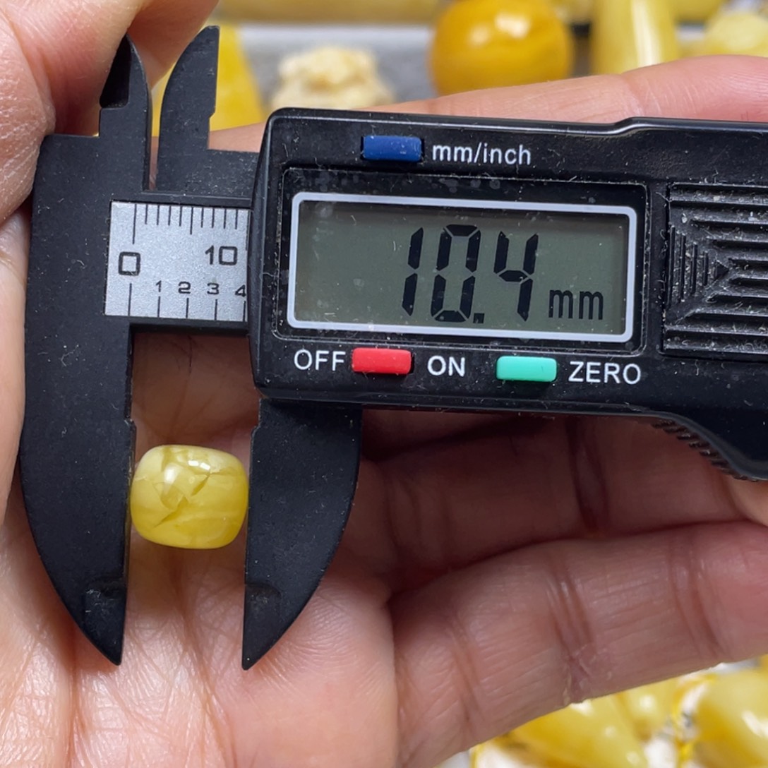 【闪购商品】裸石蜜蜡未镶嵌?***1