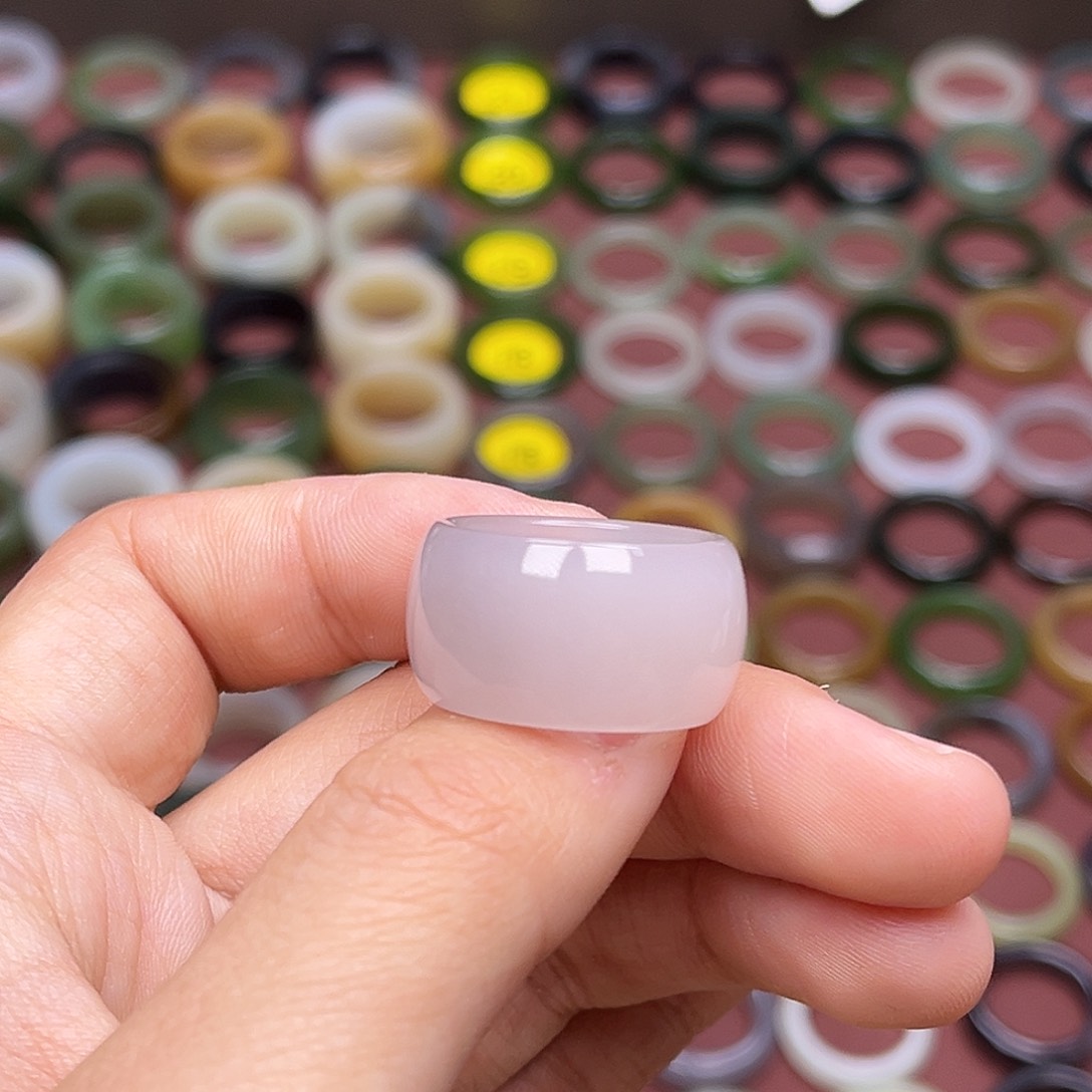 和田玉戒指未镶嵌17.3 粉紫半山 