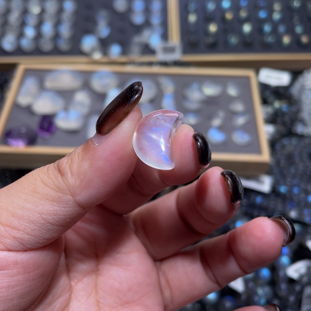 月光石颈饰未镶嵌如*蓝月光月亮