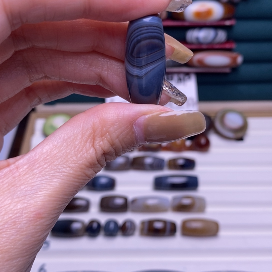 过***客玛瑙/玉髓合金颈饰