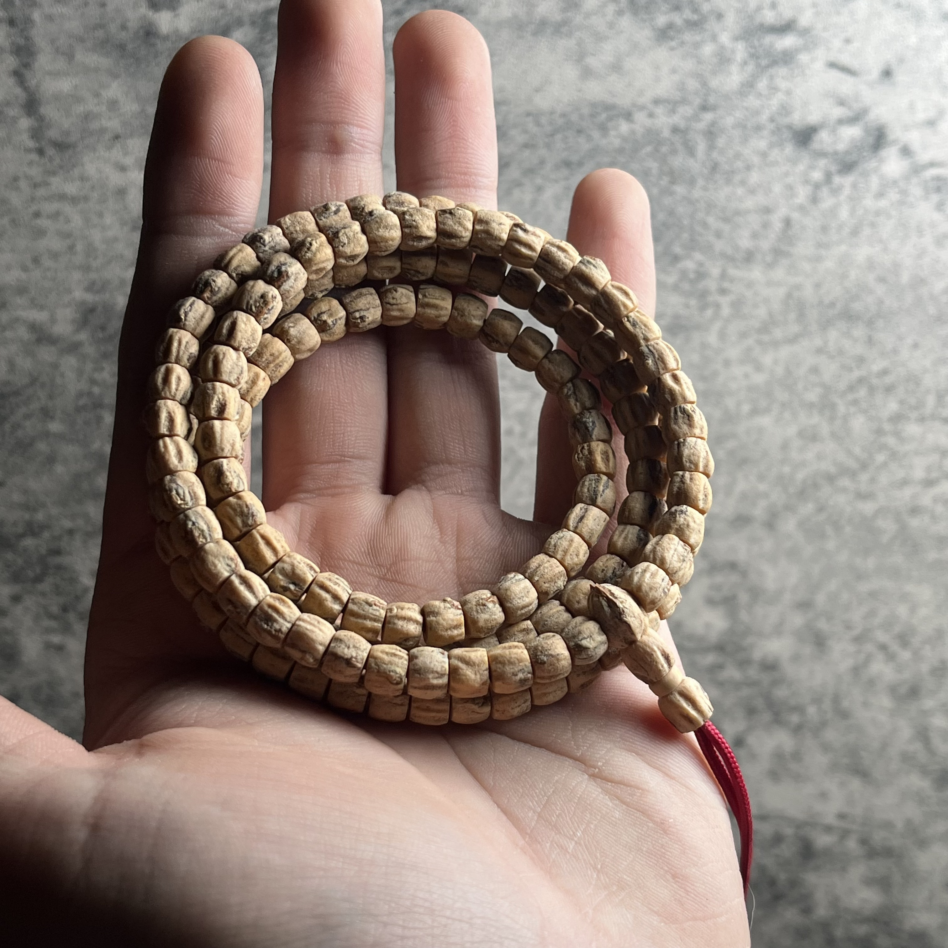 精品级6.5红油皮方块顺直切柏香籽A6.5FK-388