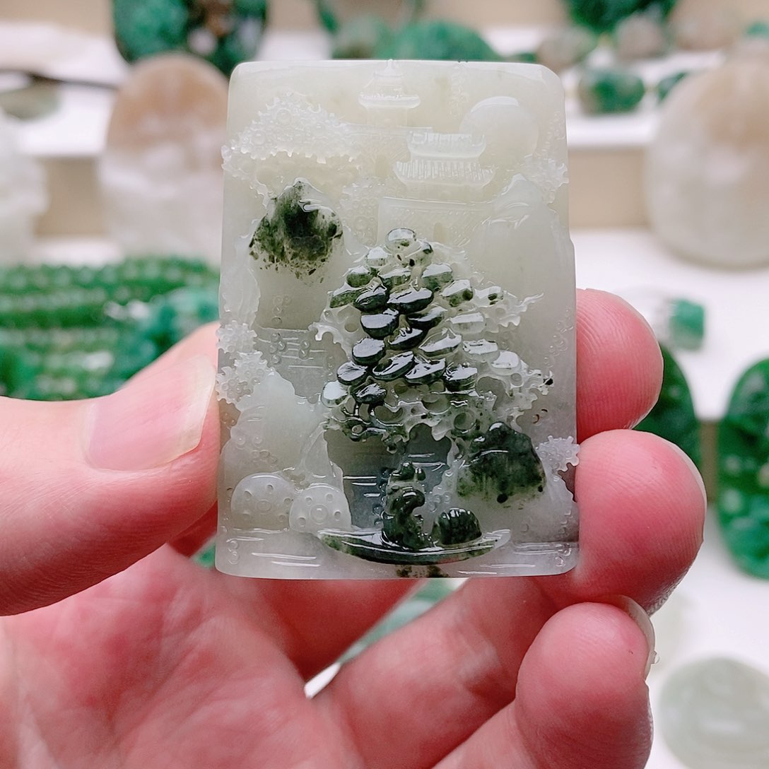 独山玉吊坠未镶嵌