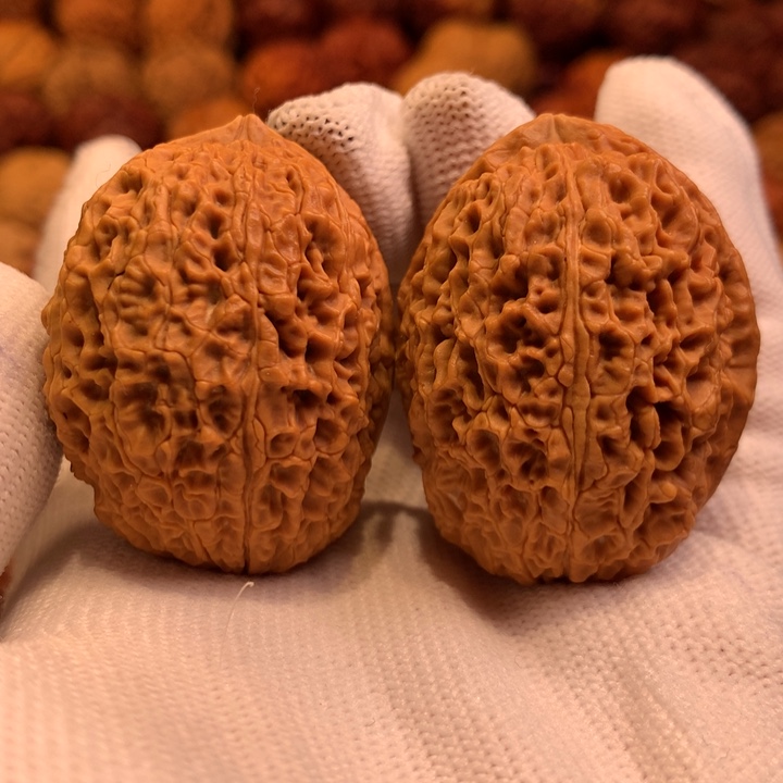 吊坠文玩核桃38………..