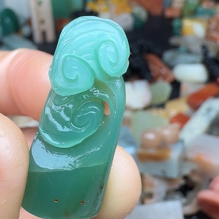 老挝石真真正正裂