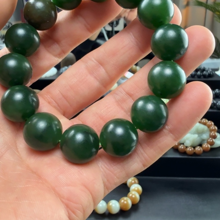 和田玉未镶嵌手链