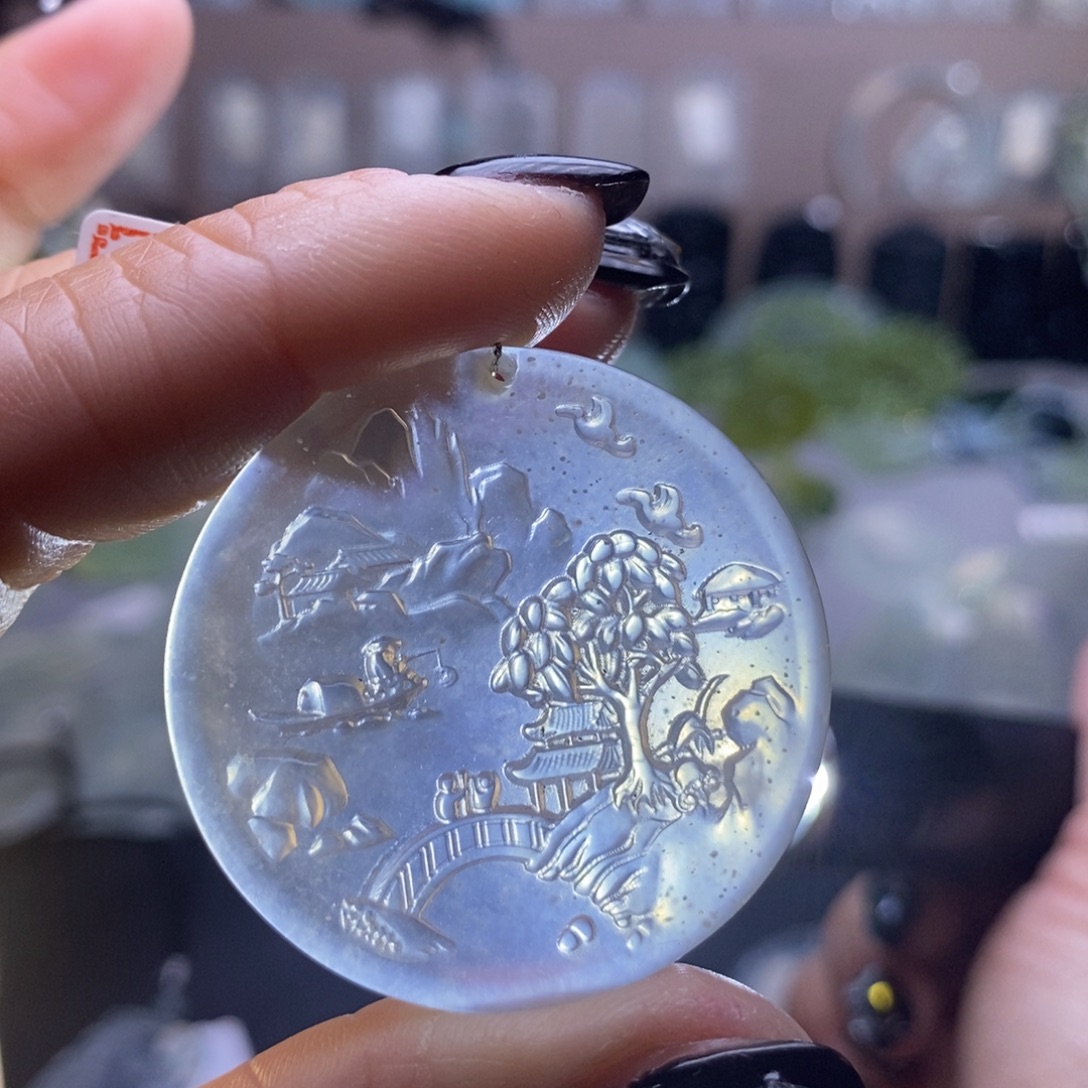 择***年蛇纹石玉未镶嵌颈饰