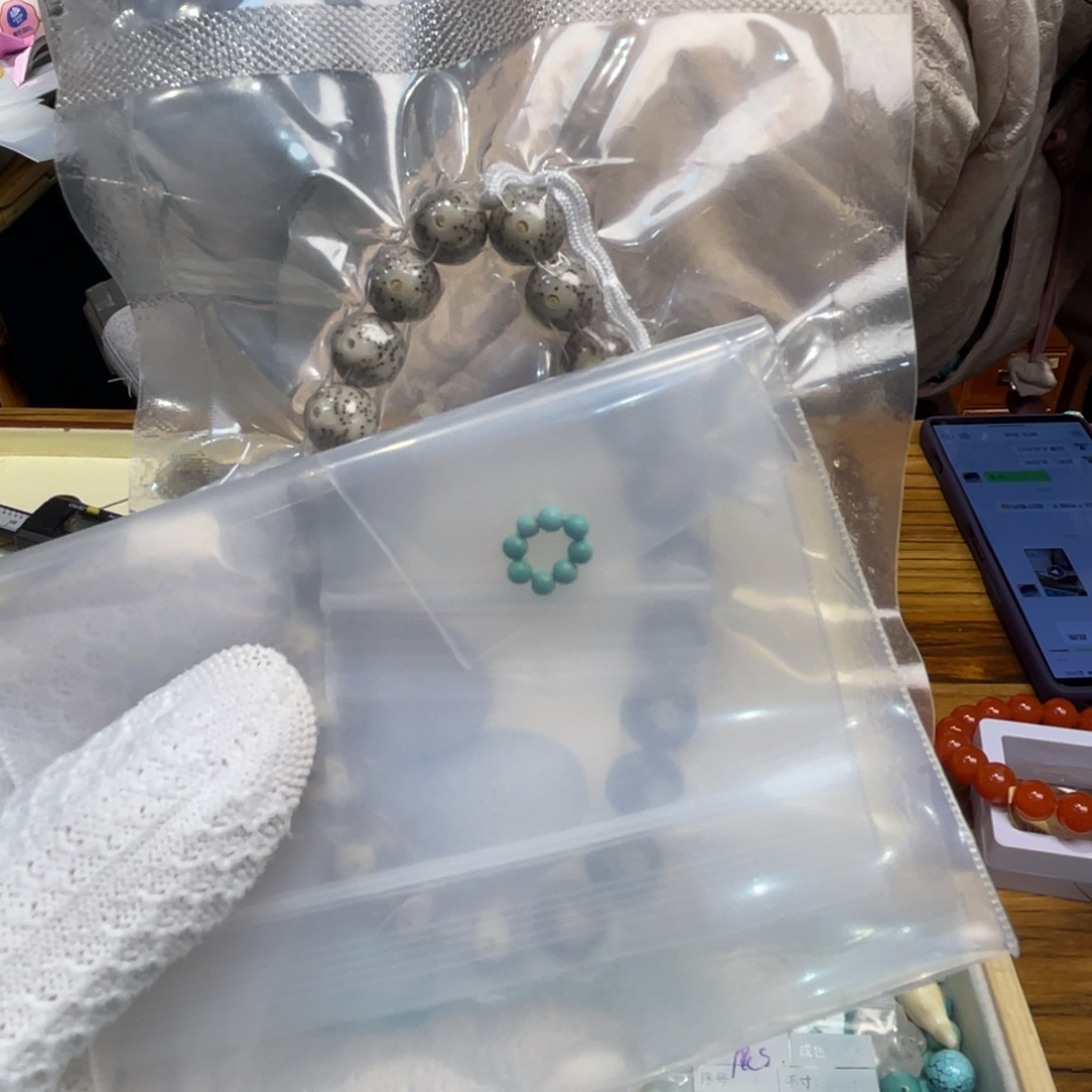 Z***K星月菩提手串手持款