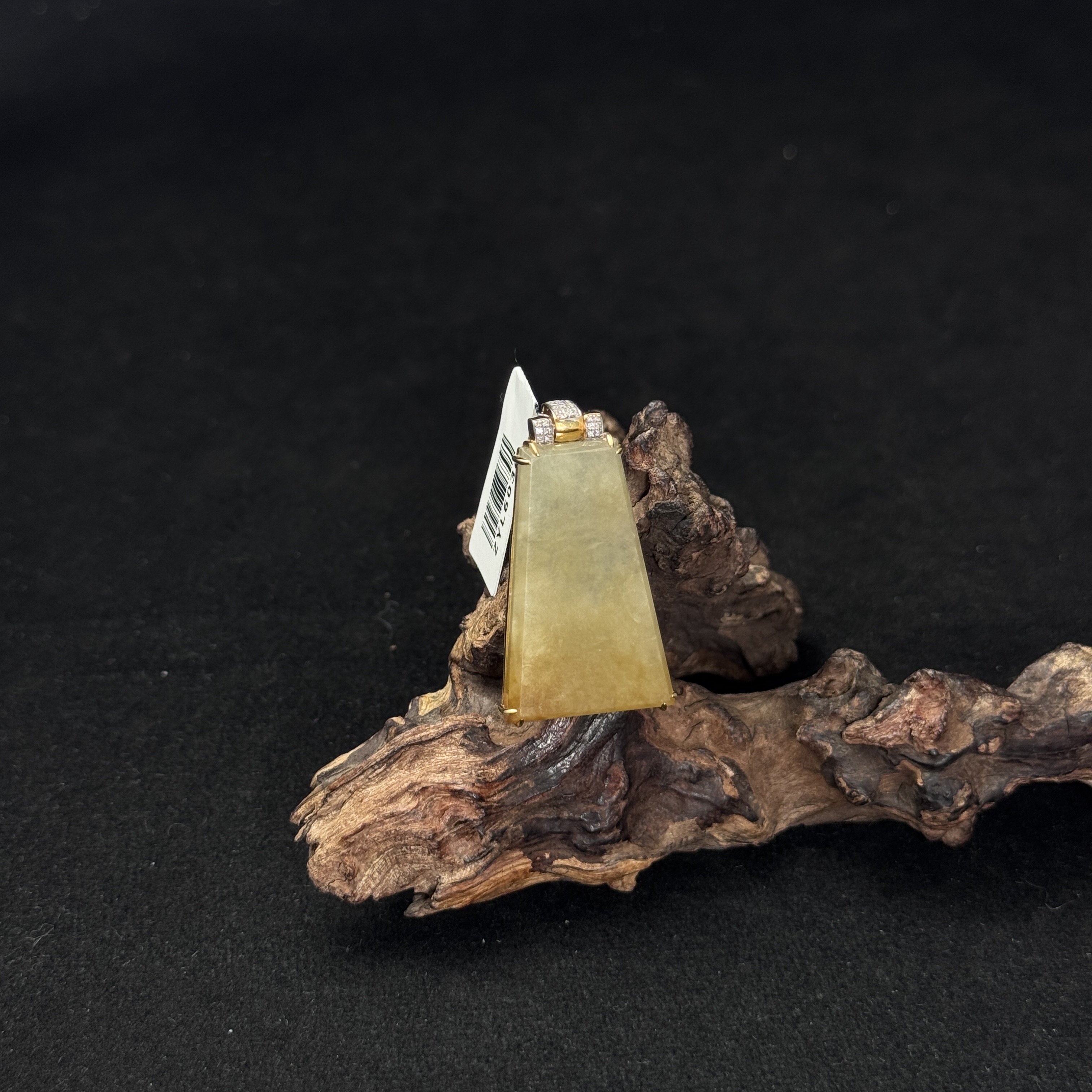 【诚翠拍品第一百一十五期午】翡翠112吊坠ZYL6036金