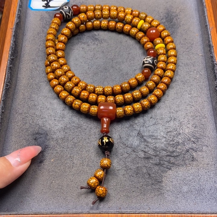 星月菩提吊坠菩提