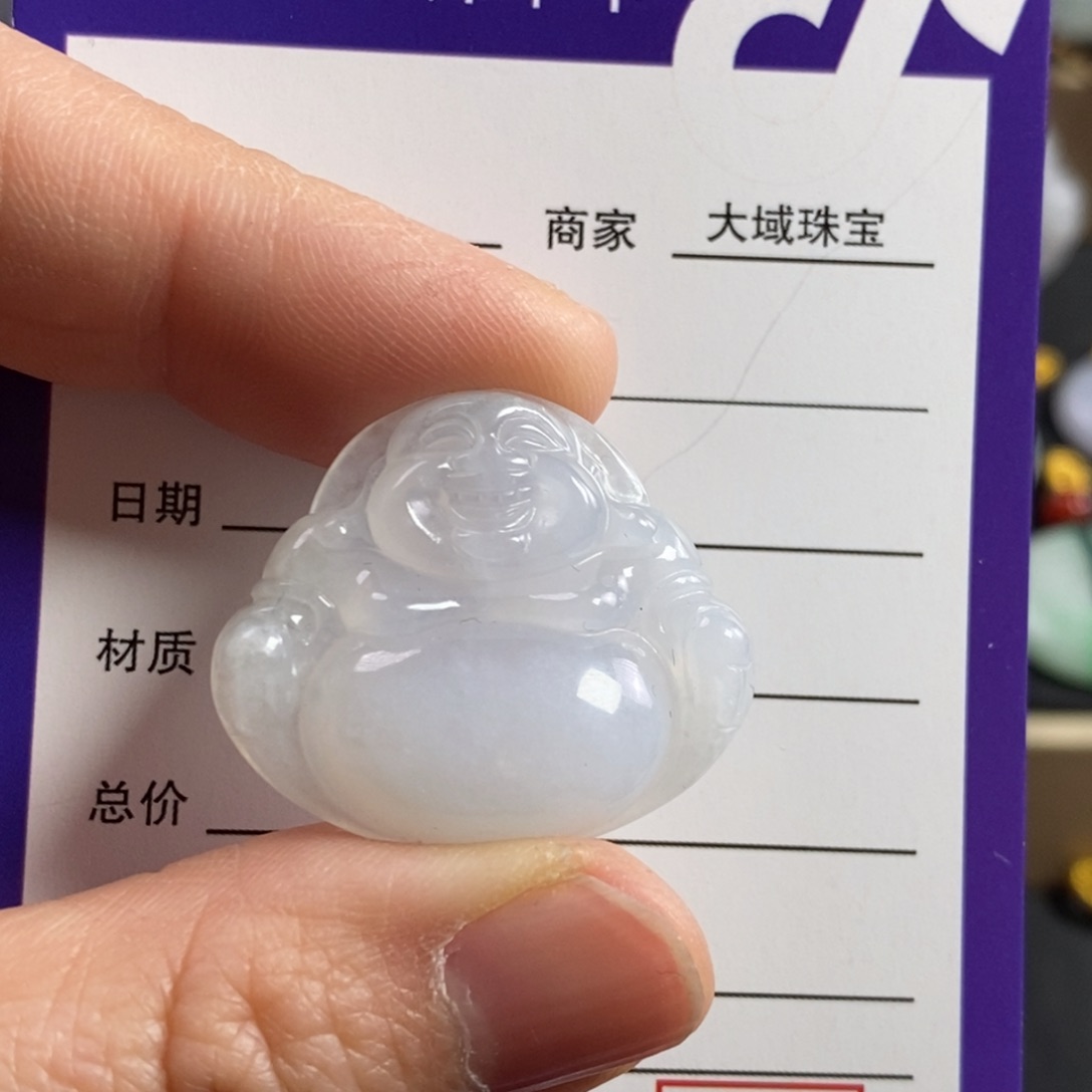 翡翠颈饰未镶嵌佛公