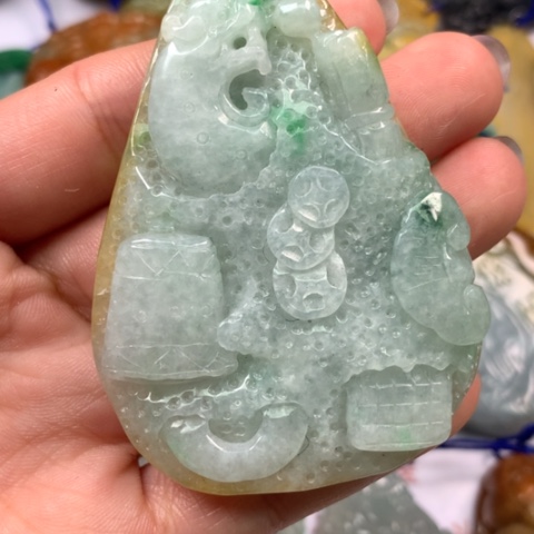 定制翡翠未镶嵌翡翠