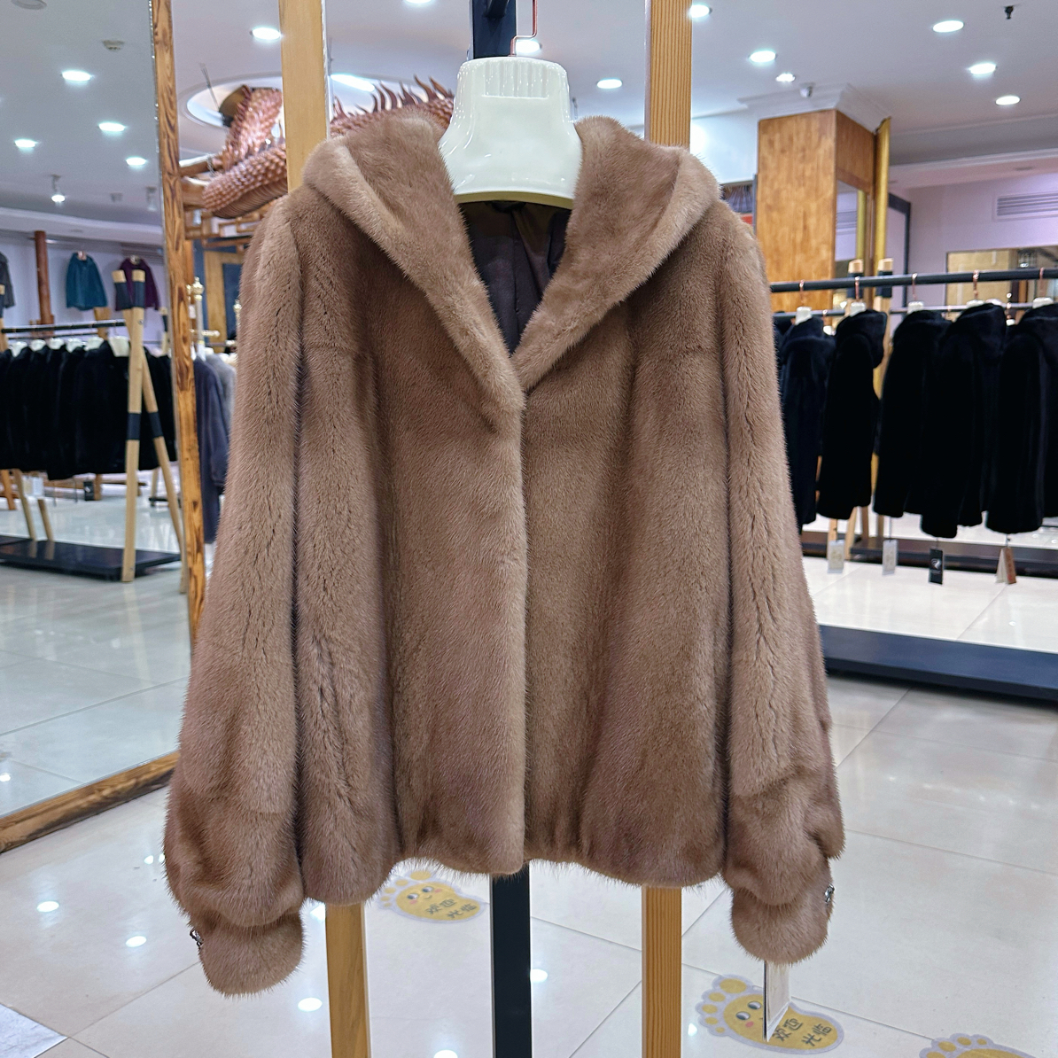 帕斯条女款短款帽版貂皮夹克皮草原色外套洋气貂皮100真貂女款