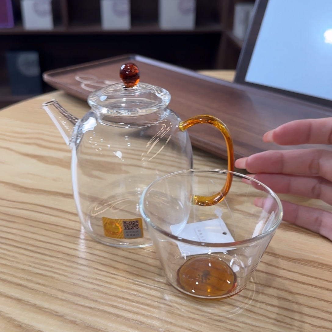 禾器宴臣壶琥珀色➕达杯琥珀色。。。