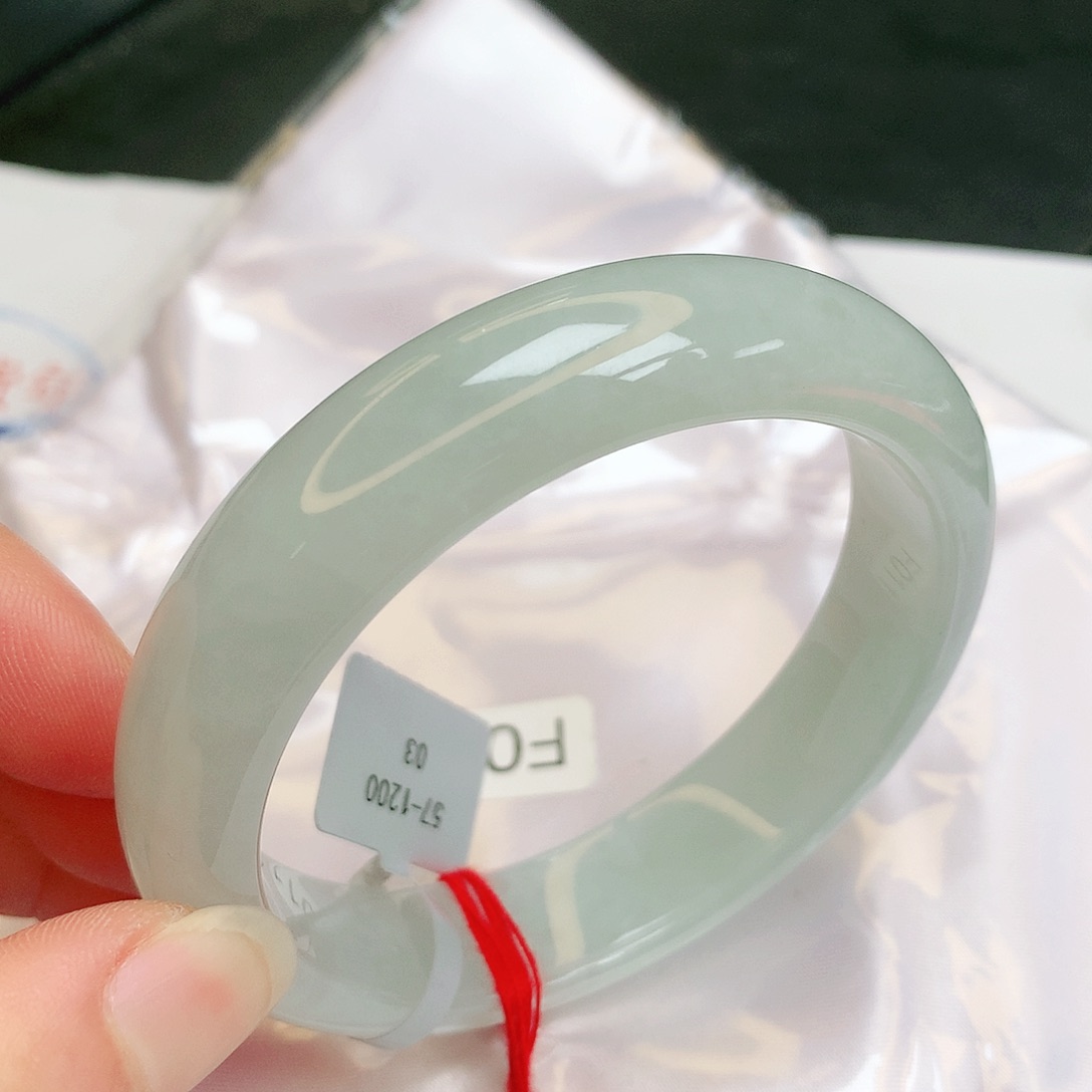 【闪购商品】翡翠手镯未镶嵌缅甸天然a货翡翠