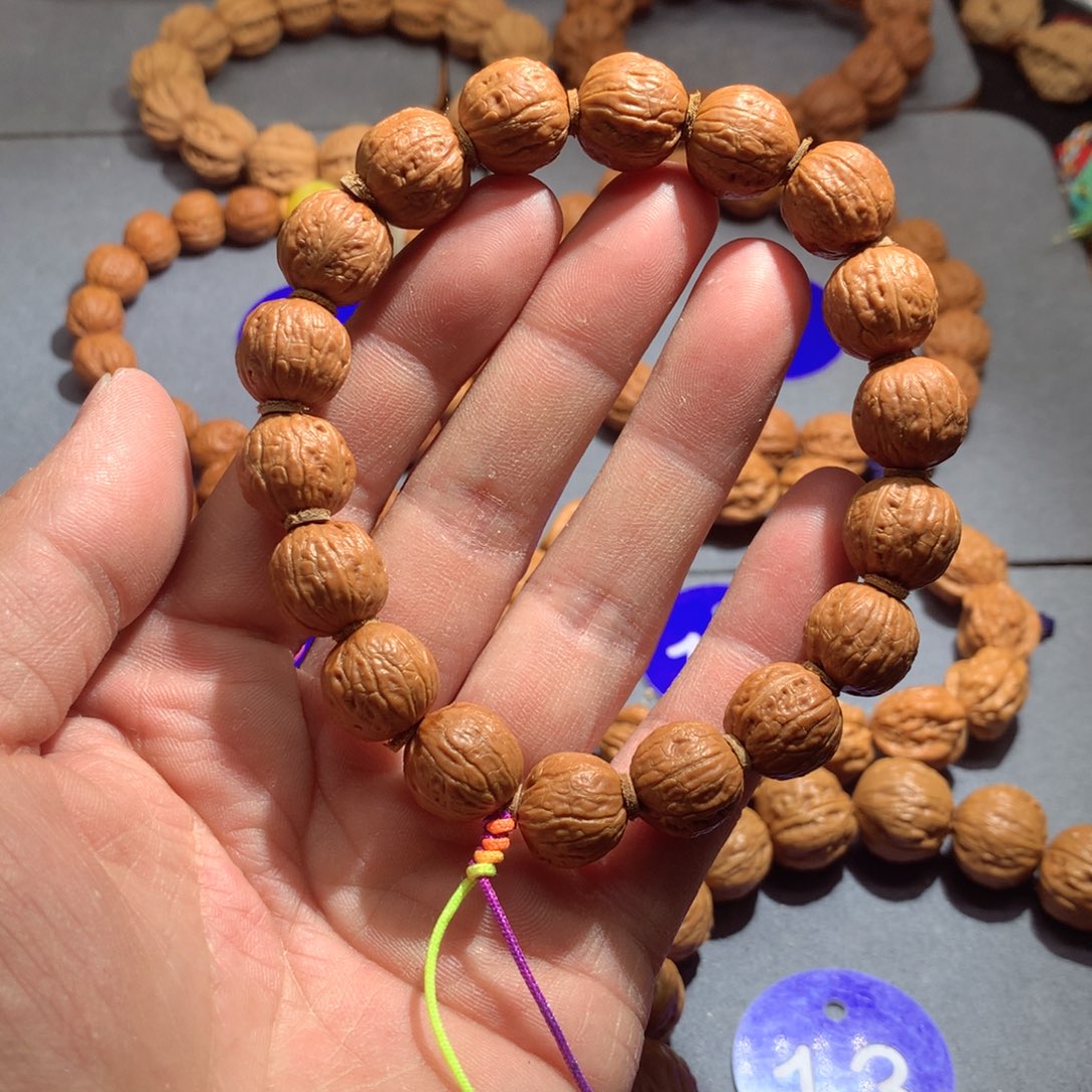 文玩核桃吊坠13mm小金豆