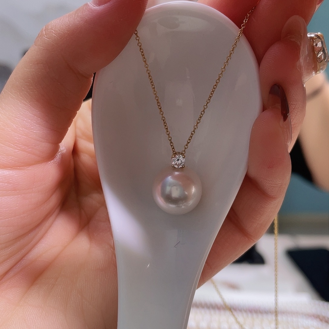 淡水珍珠颈饰18K金镶嵌