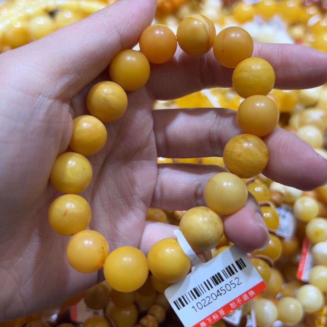 琥珀珠宝奇石未镶嵌
