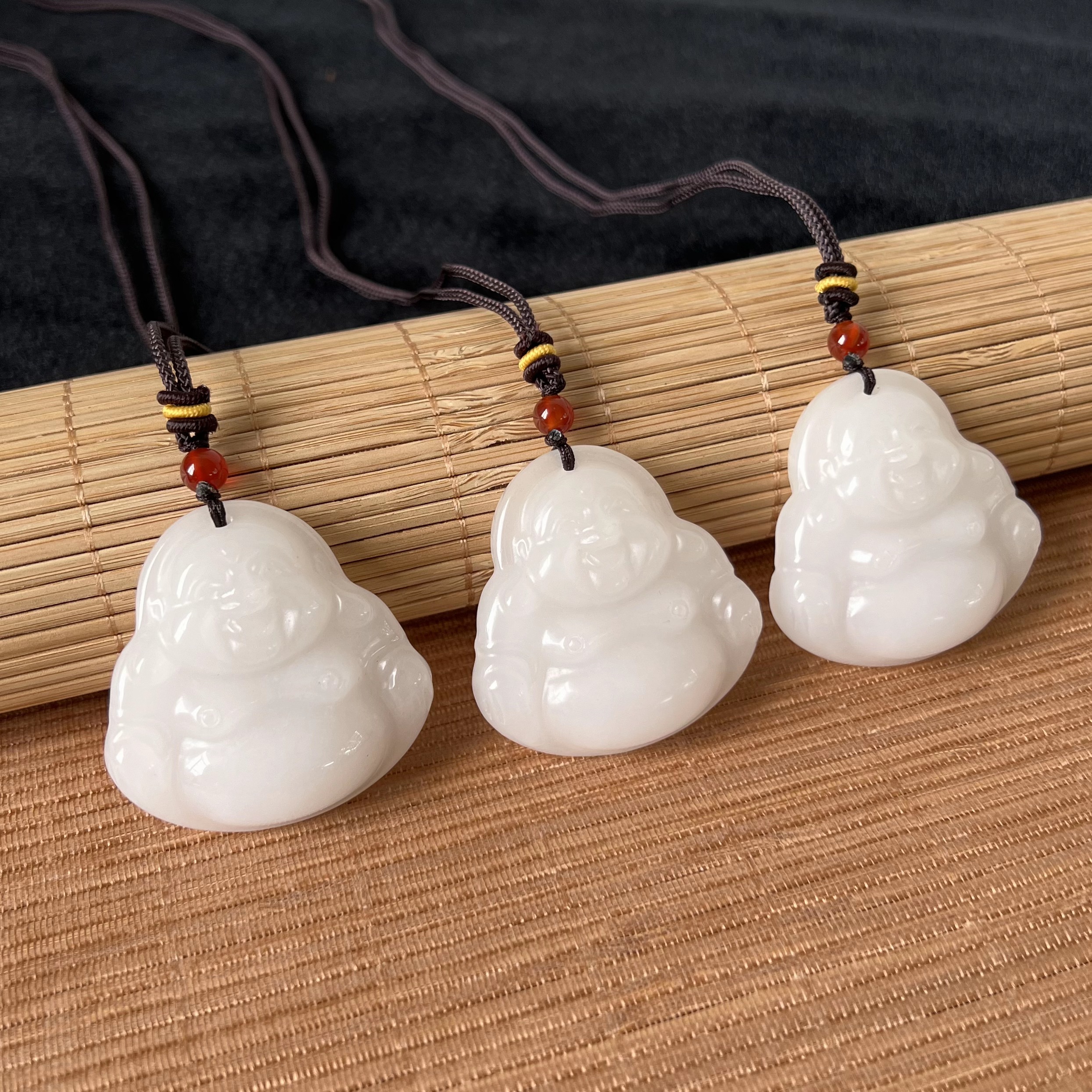 F047天然石英质玉金丝玉精美笑佛玉坠佛公吊坠