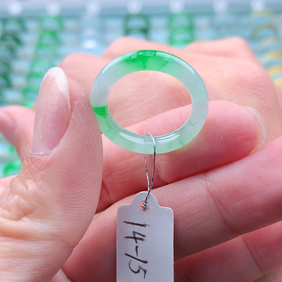 翡翠戒指未镶嵌A货缅甸翡翠