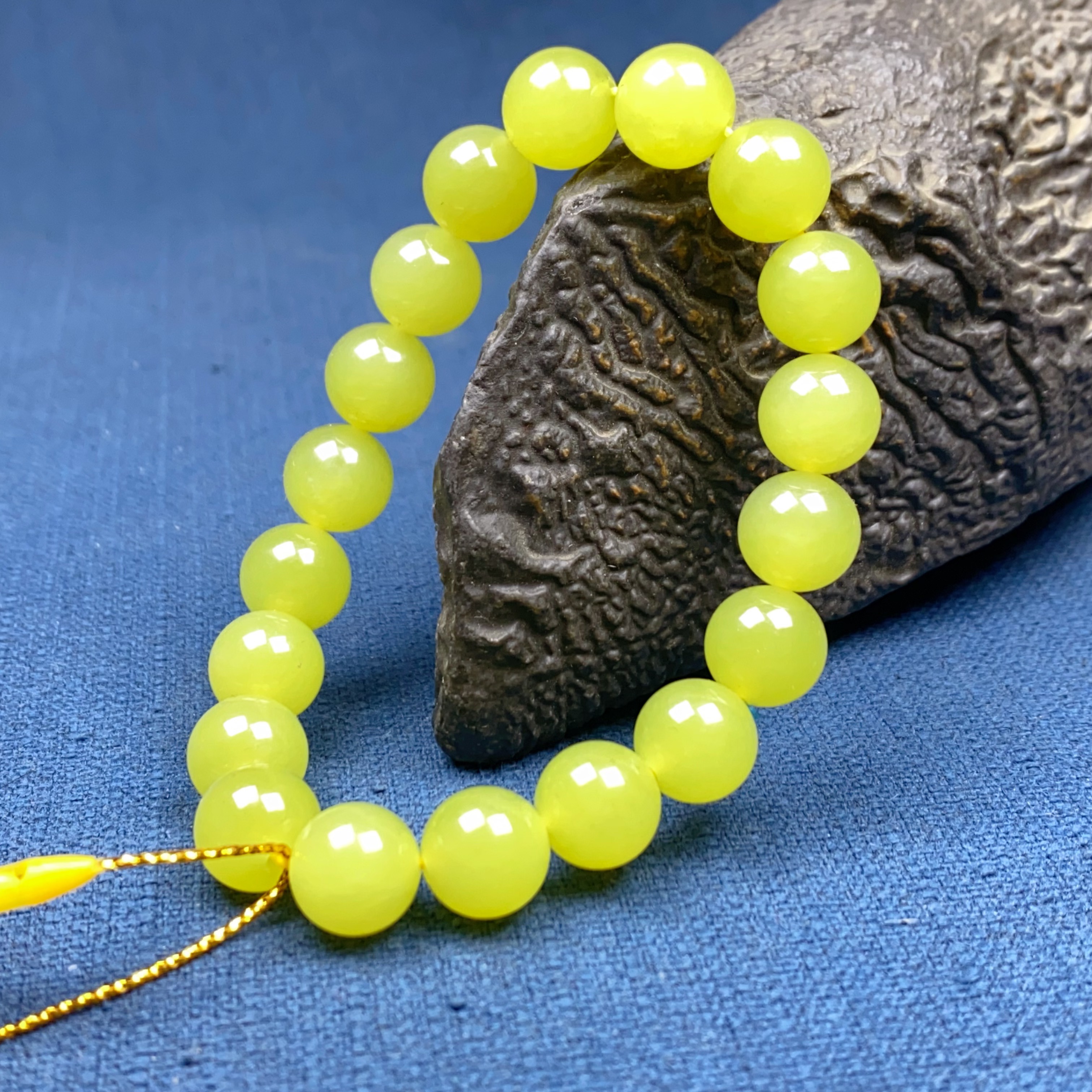 新疆直发和田玉手链子苏工精雕若羌黄玉鸡油黄圆珠单圈手串10mm