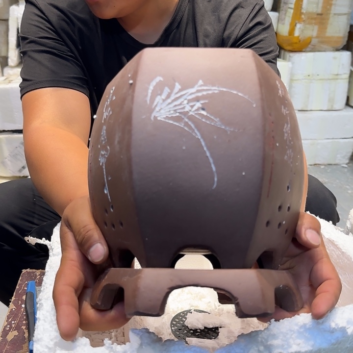 紫砂花盆瑕疵是我