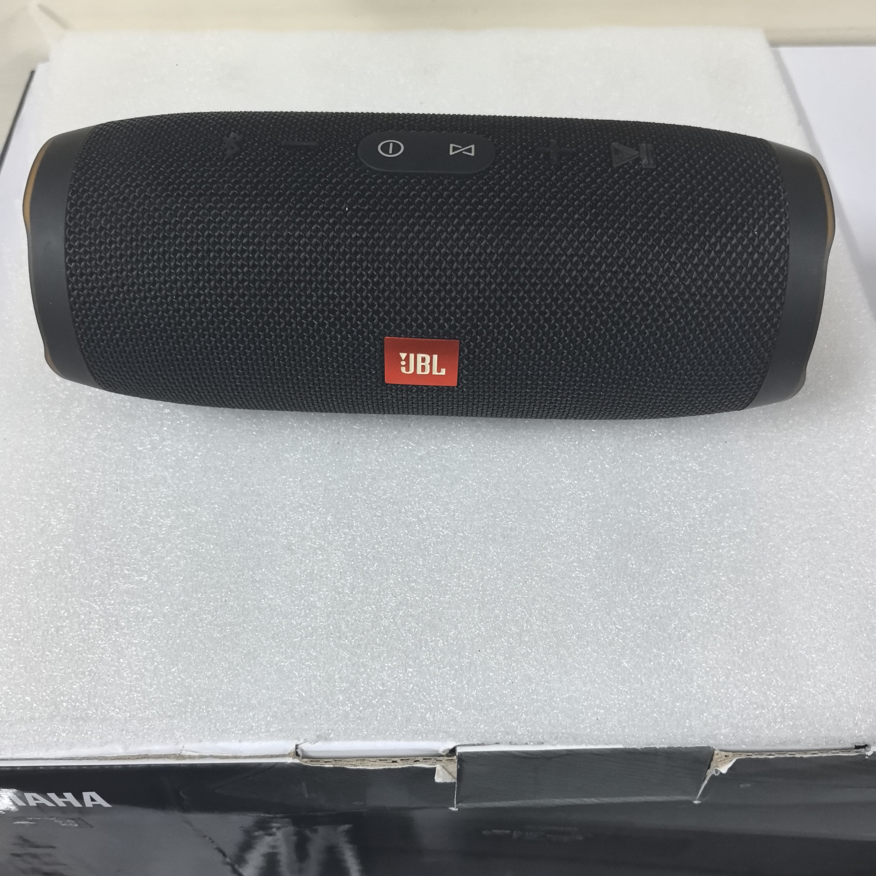 9新 JBL JBL冲击波3黑色蓝牙音响裸机346号