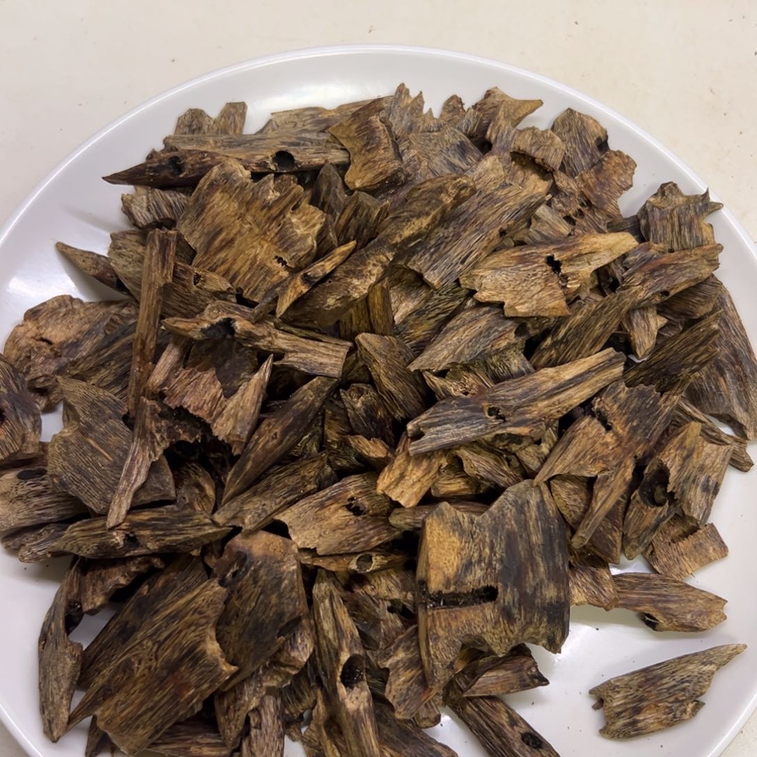 沉香沉香碎屑陆河块料100克