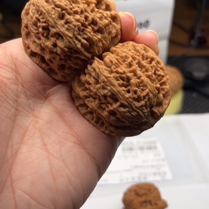 吊坠文玩核桃南疆43