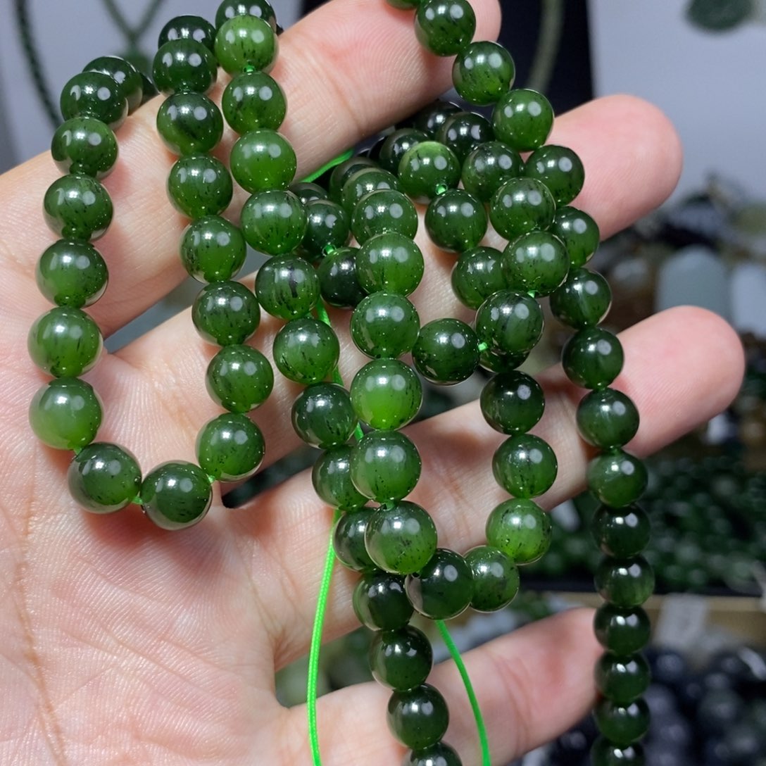 君***笑和田玉未镶嵌手链