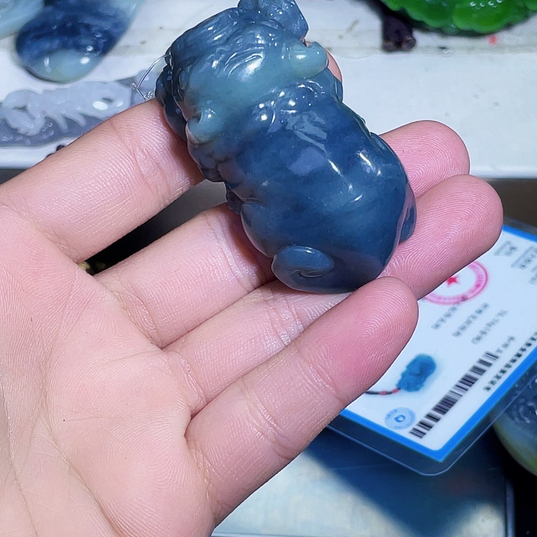 颈饰未镶嵌和田玉巧*